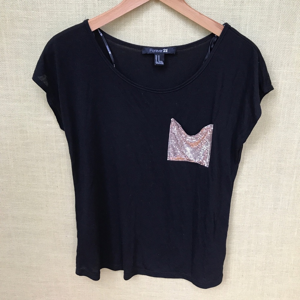 F21 Metal Pocket Tee
